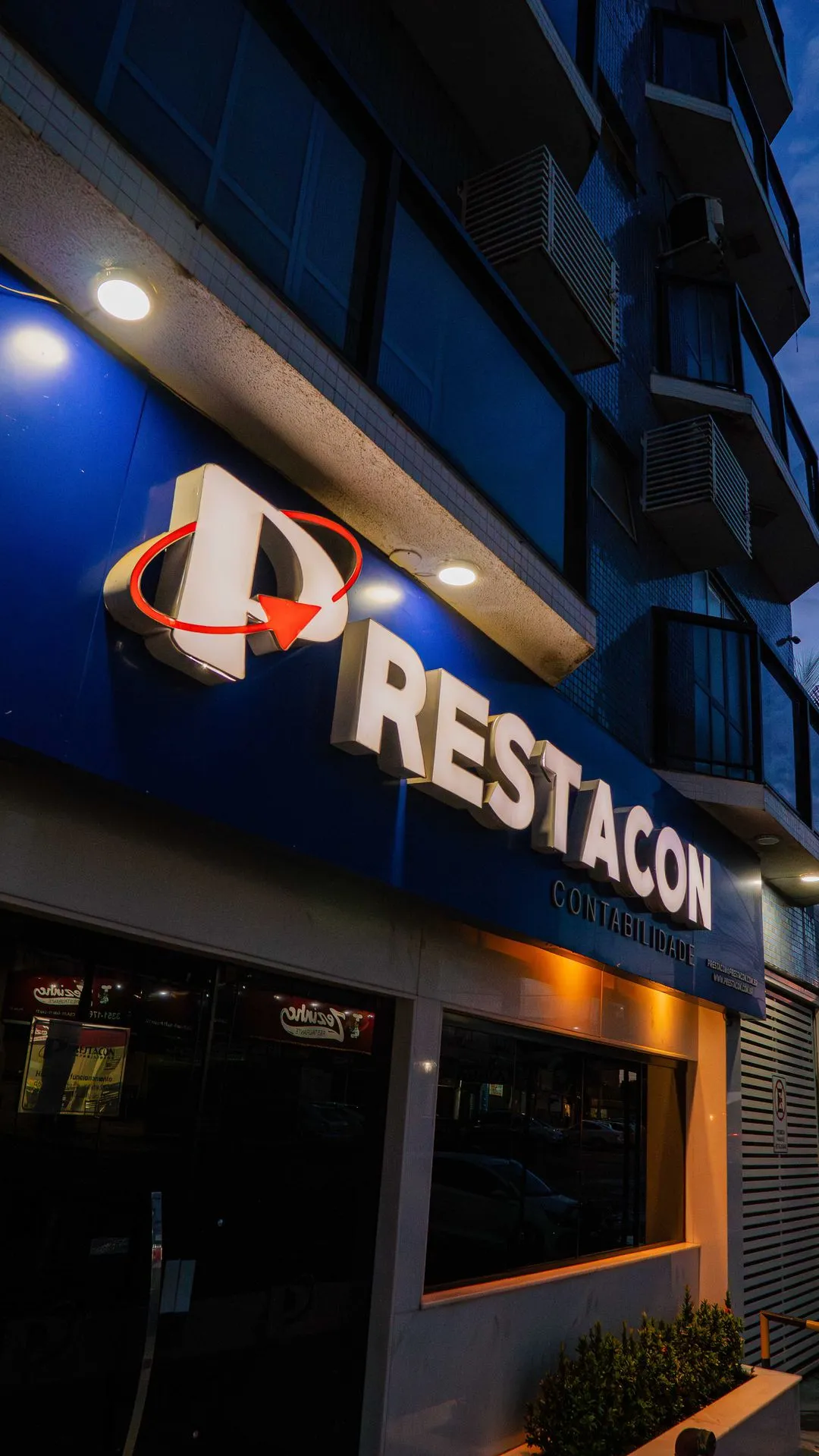 Fachada da Prestacon Contabilidade em Taguatinga, Brasília